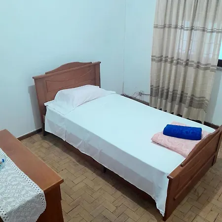 For 1 Person Near Airport Private Tourist Ubytování v soukromí *